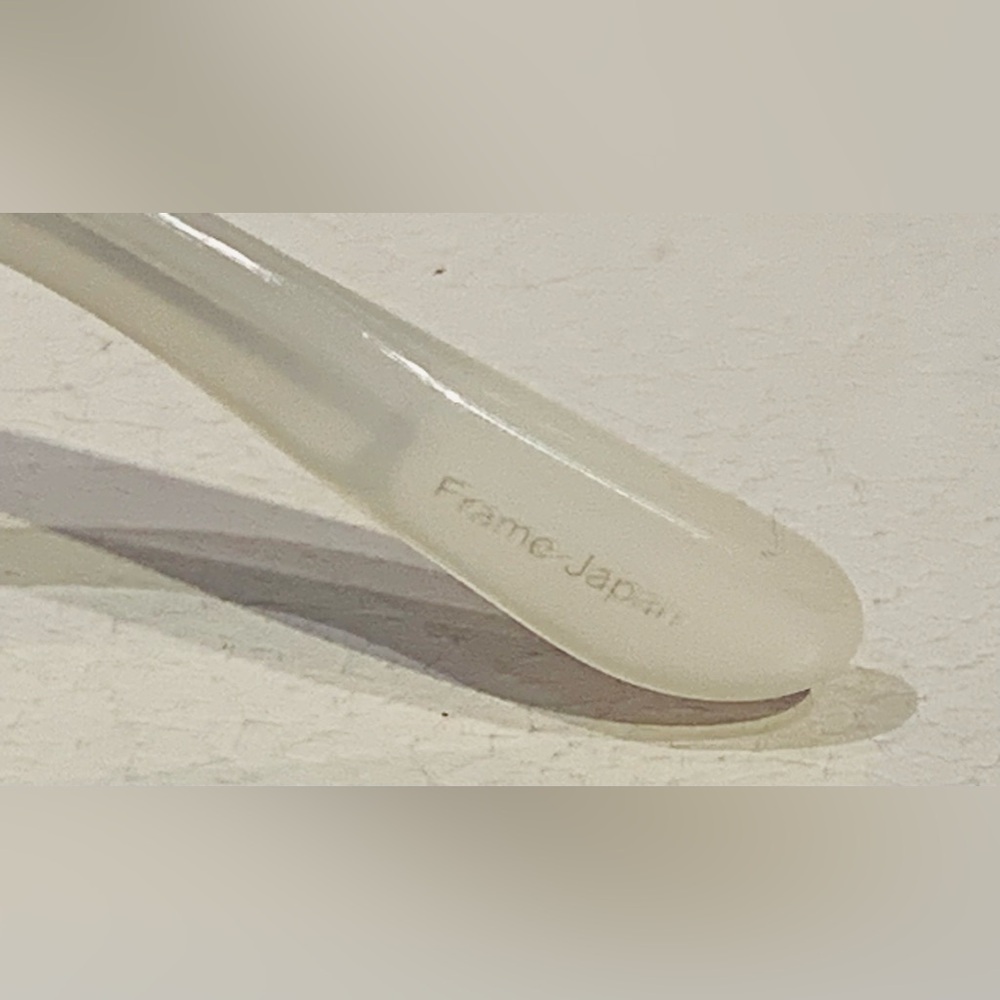 New Women’s Oliver Peoples Sunglasses - Picture 7 of 10